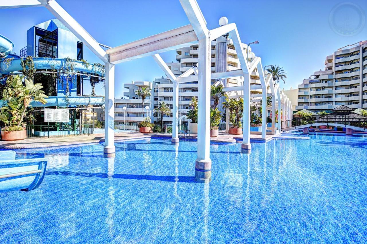 Beachfront-Parque Paloma-Modern-Panoramic Views! เบนัลมาเดนา ภายนอก รูปภาพ